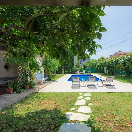 Σπίτι διακοπών Holiday Toni *